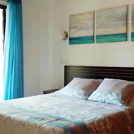 Apartamento Muy Amplio Y Cerca Del Mar Apartment *